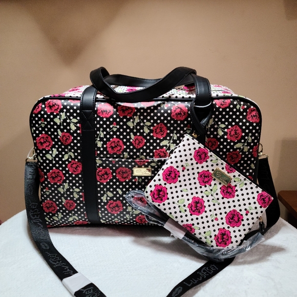 Betsey Johnson Weekender Luggage - Picture 13 of 13